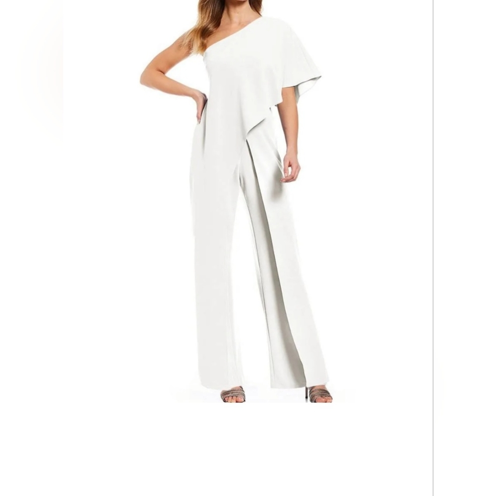 VENUS White Chic Jumpsuit